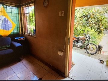 SE VENDE CASA CON GRAN TERRENO, SECTOR EL RETIRO