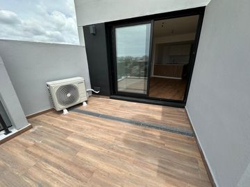 VENTA MONOAMBIENTE A ESTRENAR BALCON - VILLA URQUIZA