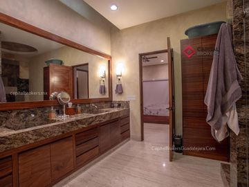 Casa de Lujo Moderna Pontevedra Puerta de hierro Andares Zapopan