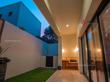 Casa de Lujo Moderna Pontevedra Puerta de hierro Andares Zapopan