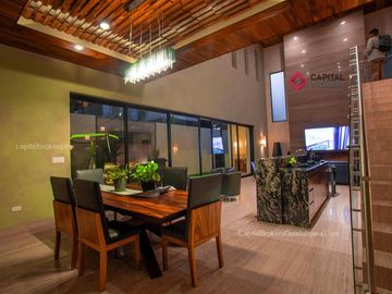 Casa de Lujo Moderna Pontevedra Puerta de hierro Andares Zapopan