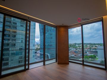 Departamento de Lujo zona Andares Legacy