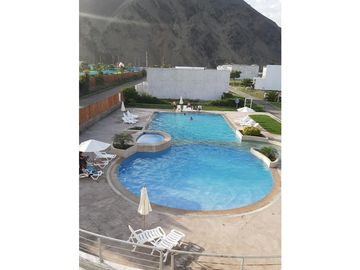 Casa de playa en venta Condominio Albatroz Mala