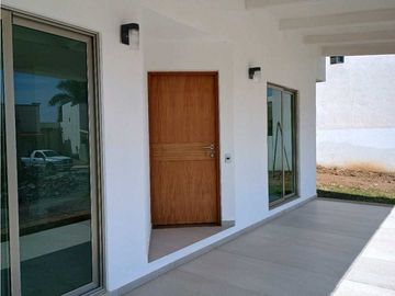 CASA EN VENTA Y PREVENTA EN ZONA NORTE CUERNAVACA LA HERRADURA