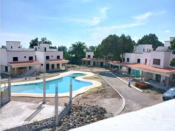 CASA EN VENTA Y PREVENTA EN ZONA NORTE CUERNAVACA LA HERRADURA