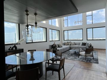 GRAN PENT HOUSE 2 NIVELES EN JURIQUILLA SANTA FE E1