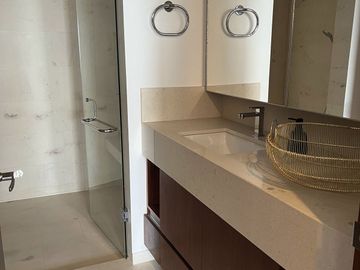 GRAN PENT HOUSE 2 NIVELES EN JURIQUILLA SANTA FE E1