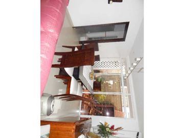 SE VENDE HERMOSA CASA EN VILLA SANTOS
