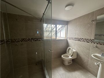 Se Vende Casa Barrio Exclusivo Del Norte De Armenia