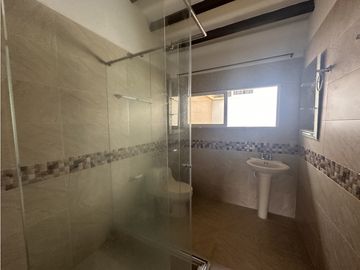 Se Vende Casa Barrio Exclusivo Del Norte De Armenia