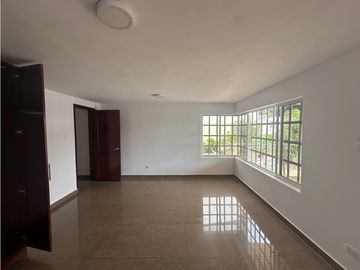 Se Vende Casa Barrio Exclusivo Del Norte De Armenia