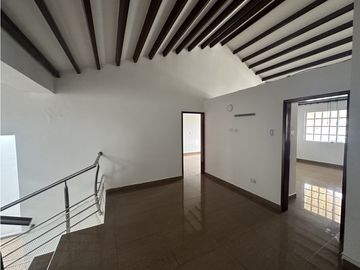 Se Vende Casa Barrio Exclusivo Del Norte De Armenia