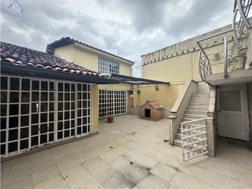 Se Vende Casa Barrio Exclusivo Del Norte De Armenia