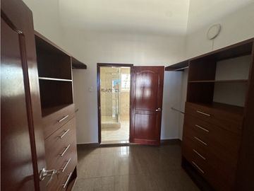 Se Vende Casa Barrio Exclusivo Del Norte De Armenia