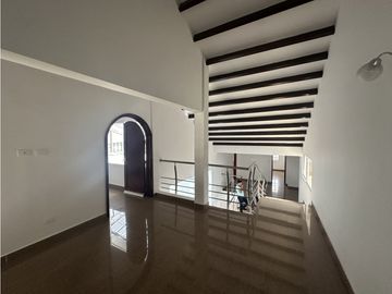 Se Vende Casa Barrio Exclusivo Del Norte De Armenia