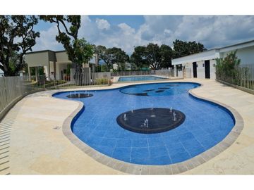 Casa con piscina-Manantial de Las Mercedes - Alfaguara-Jamundí