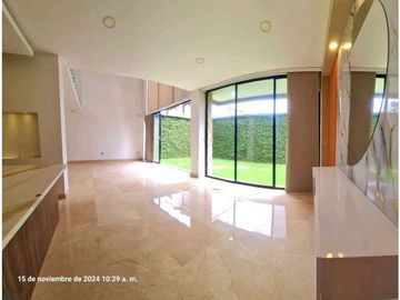 Casa con piscina-Manantial de Las Mercedes - Alfaguara-Jamundí