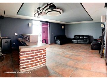 Casa con piscina-Manantial de Las Mercedes - Alfaguara-Jamundí