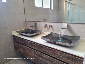 Casa con piscina-Manantial de Las Mercedes - Alfaguara-Jamundí