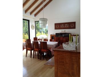 VENDO GRANDIOSA CASA CON VISTA AL VALLE DEL SOPO A 3 KM DE LA CALERA