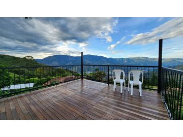 Venta de casa campestre en Copacabana