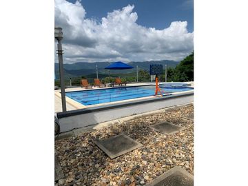 VENDO HERMOSA FINCA  ANAPOIMA VEREDA LAS MERCEDES SM 8253710