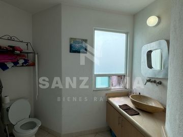 Fracc. Puerta Real: Increíble casa en venta