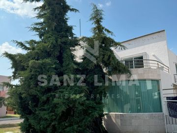 Fracc. Puerta Real: Increíble casa en venta
