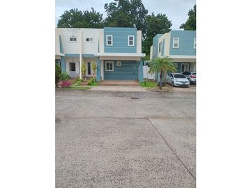 BRISAS NORTE | PH ALPES | SE VENDE | 3 REC | 2 ½ BAÑ | CBE | 2 PAR