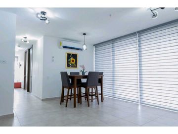 APARTAMENTO EN VENTA EN BRISAS DEL GOLF 3REC + DEN
