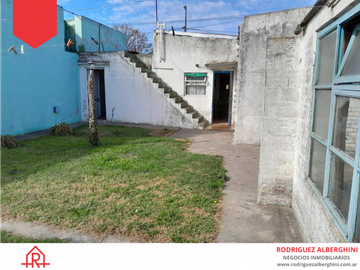 CASA EN VENTA (Calle 22 e/5 y 7)