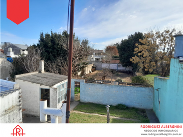 CASA EN VENTA (Calle 22 e/5 y 7)