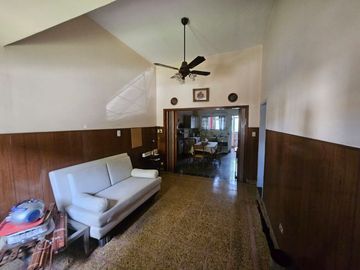 Casa PH en venta en Wilde