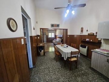 Casa PH en venta en Wilde