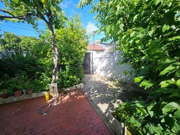 Casa PH en venta en Wilde