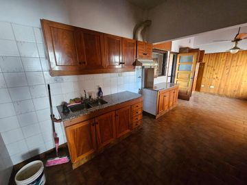Casa PH en venta en Wilde