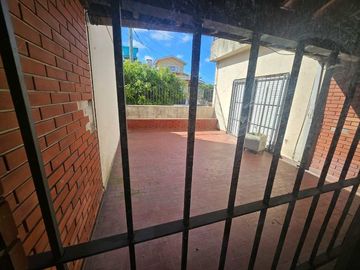 Casa PH en venta en Wilde