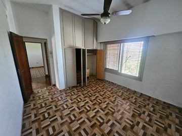 Casa PH en venta en Wilde