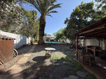 Se Vende Soñada Casa 134 m2, terreno 631 m2, Piscina
