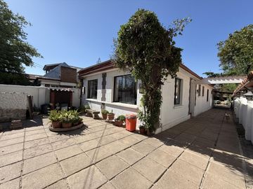 Se Vende Soñada Casa 134 m2, terreno 631 m2, Piscina