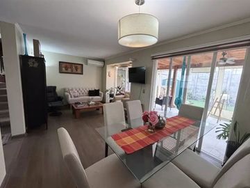 Casa en Venta en Francisco Javier Krugger 1660