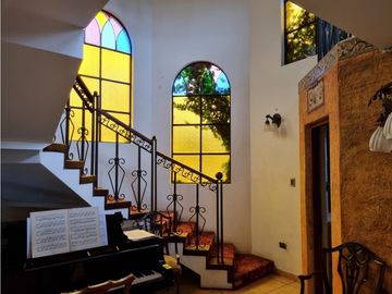 Preciosa casa con exclusivo estilo