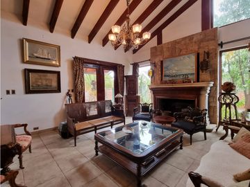 Preciosa casa con exclusivo estilo