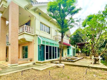 4 Bedroom House for sale at Laddarom Ekkamai-Ramintra