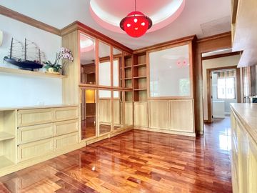 4 Bedroom House for sale at Laddarom Ekkamai-Ramintra