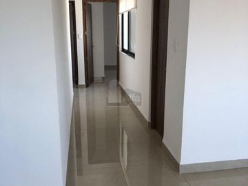 Amplio Departamento en Av. Himalaya cerca de parque Tangamanga I