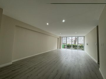 Venta de espectacular departamento en Miraflores