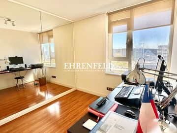 Av. Edmundo Eluchans, Reñaca. Departamento de 169 m2 con vista despejada.