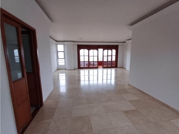 Se arrienda apartamento en Ciudad Jardin