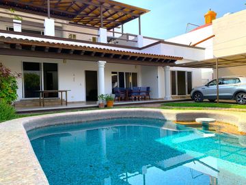 Casa en Fraccionamiento en Junto al Río, Temixco, Morelos CAEN-1086-Fr